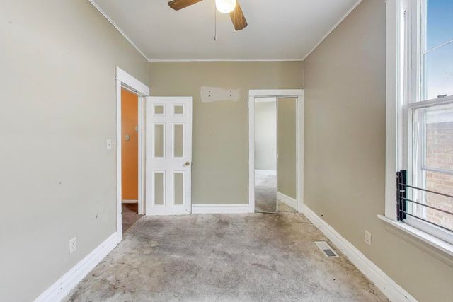 9027 S Drexel Avenue, Chicago, IL 60619