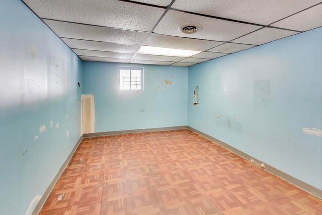 9027 S Drexel Avenue, Chicago, IL 60619