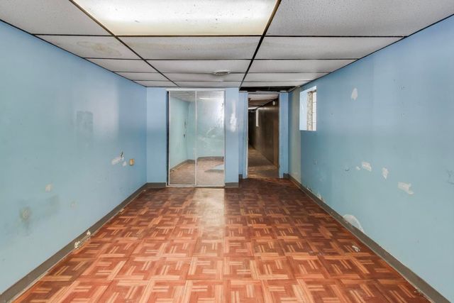 9027 S Drexel Avenue, Chicago, IL 60619