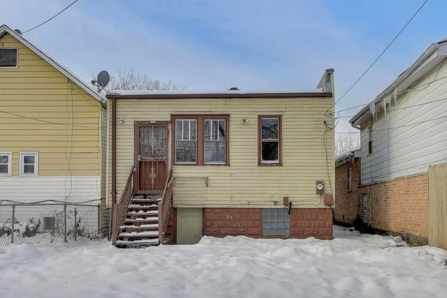 9027 S Drexel Avenue, Chicago, IL 60619