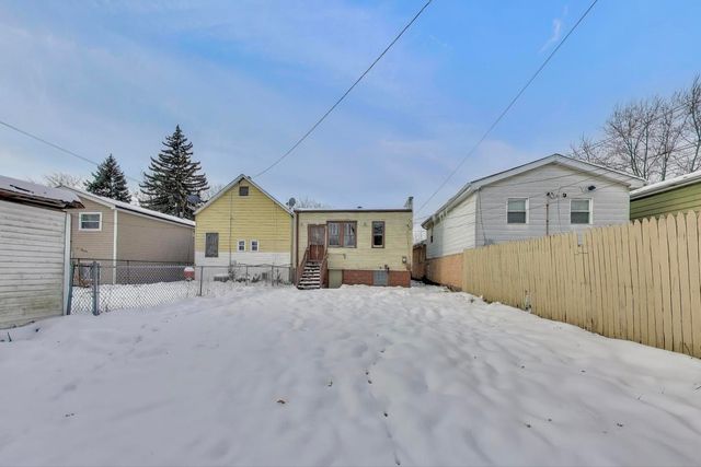 9027 S Drexel Avenue, Chicago, IL 60619