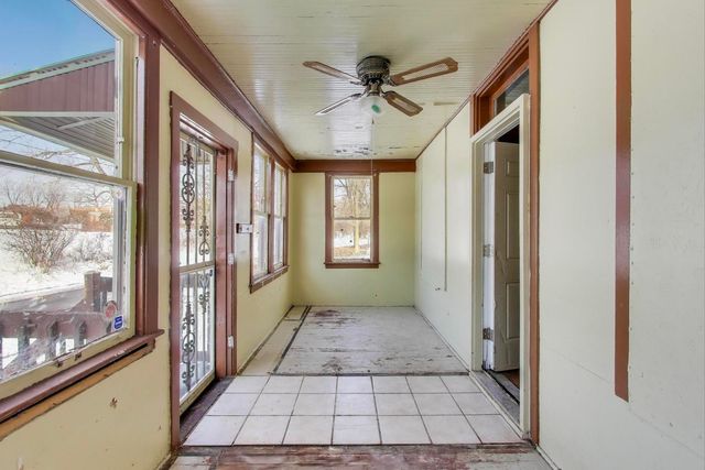 9027 S Drexel Avenue, Chicago, IL 60619