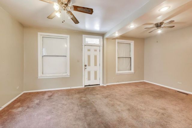 9027 S Drexel Avenue, Chicago, IL 60619