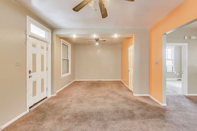 9027 S Drexel Avenue, Chicago, IL 60619