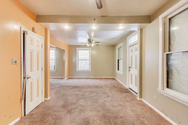 9027 S Drexel Avenue, Chicago, IL 60619