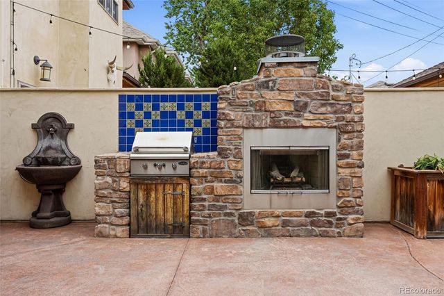 2196 S Washington Street, Denver, CO 80210