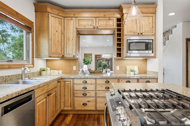 2196 S Washington Street, Denver, CO 80210