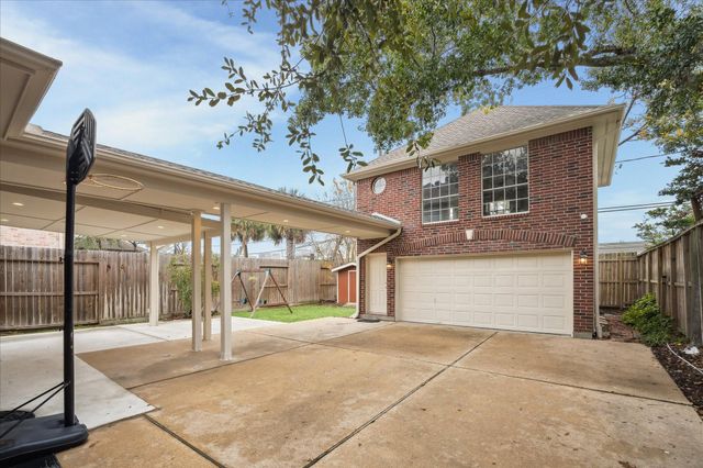 5107 Locust Street, Bellaire, TX 77401