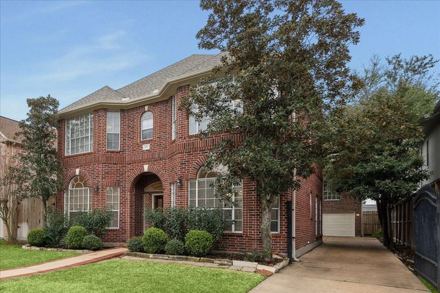 5107 Locust Street, Bellaire, TX 77401