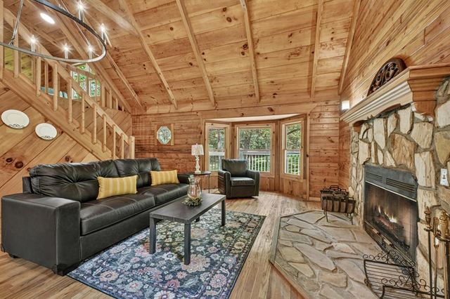 6162 Hardscrabble Road, Mineral Bluff, GA 30560