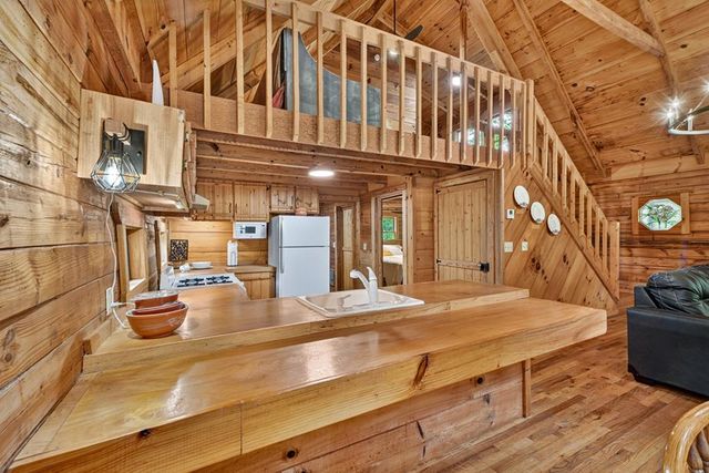 6162 Hardscrabble Road, Mineral Bluff, GA 30560