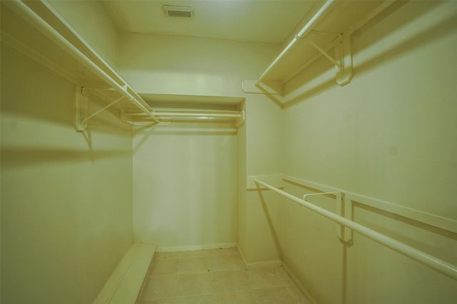 5602 Whisper Ridge Drive, Sugar Land, TX 77479