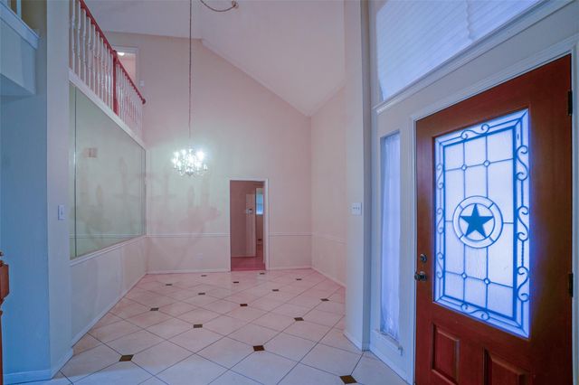 5602 Whisper Ridge Drive, Sugar Land, TX 77479