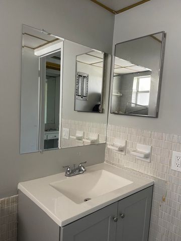 1321 NW 43rd Ave 207, Lauderhill, FL 33313