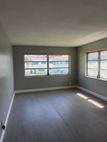 1321 NW 43rd Ave 207, Lauderhill, FL 33313