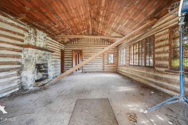 597 Cavern Road, Bristol, TN 37620