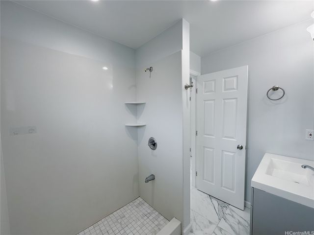 609 Olomana Street, Kailua, HI 96734