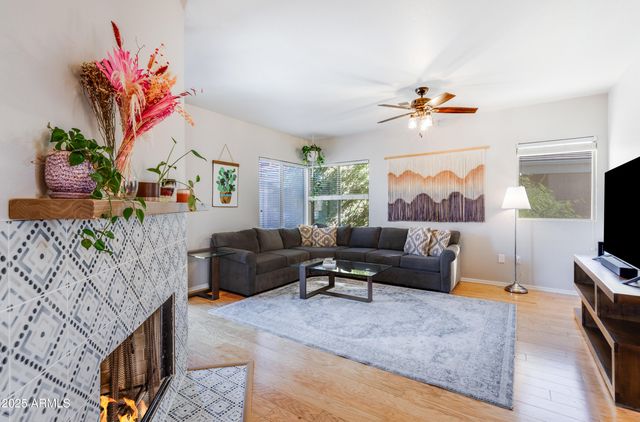 1411 E ORANGEWOOD Avenue 239, Phoenix, AZ 85020