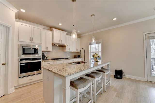 1561 Branthaven Lane, Auburn, GA 30011