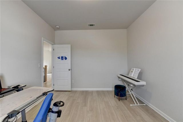 1561 Branthaven Lane, Auburn, GA 30011