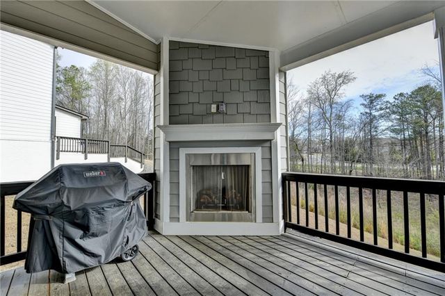 1561 Branthaven Lane, Auburn, GA 30011