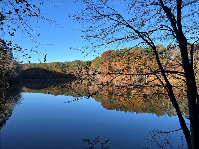 1561 Branthaven Lane, Auburn, GA 30011