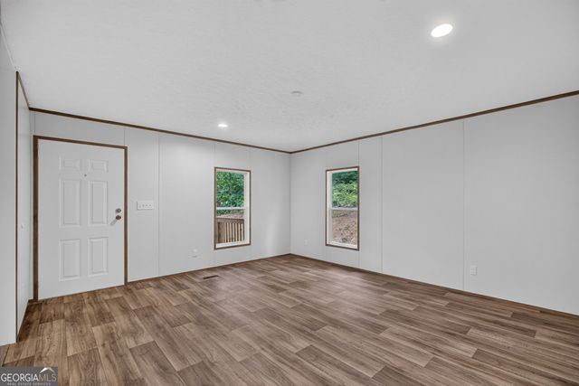 17 Blackberry Creek Drive, Carrollton, GA 30116