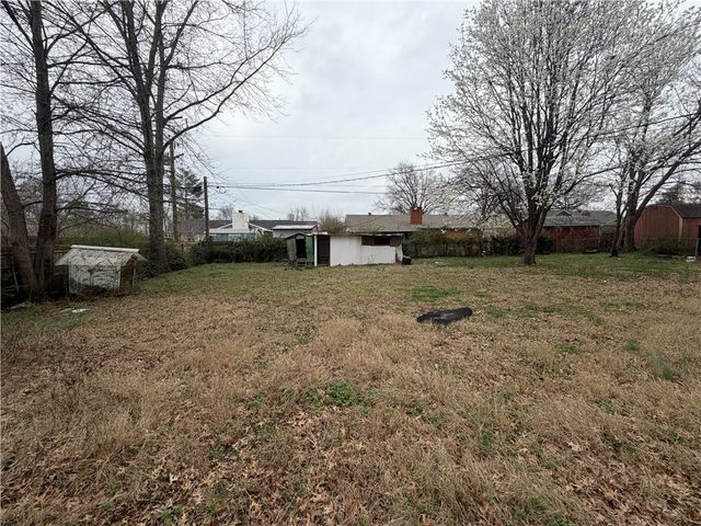 311 Hannibal Street, Siloam Springs, AR 72761