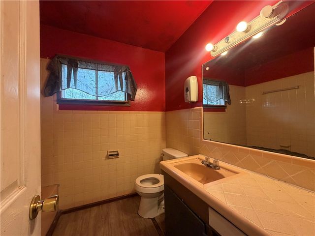 311 Hannibal Street, Siloam Springs, AR 72761