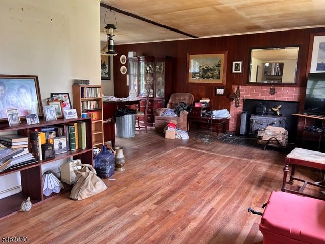 1 Stanley Pl, Chester Twp., NJ 07931