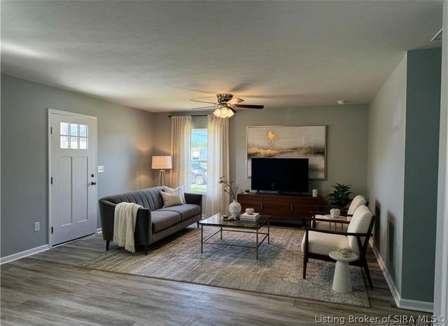 200 E Walnut Street, Crothersville, IN 47229