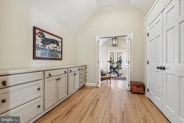 4927 ESKRIDGE TER NW, Washington, DC 20016