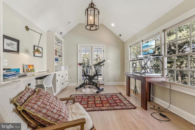4927 ESKRIDGE TER NW, Washington, DC 20016