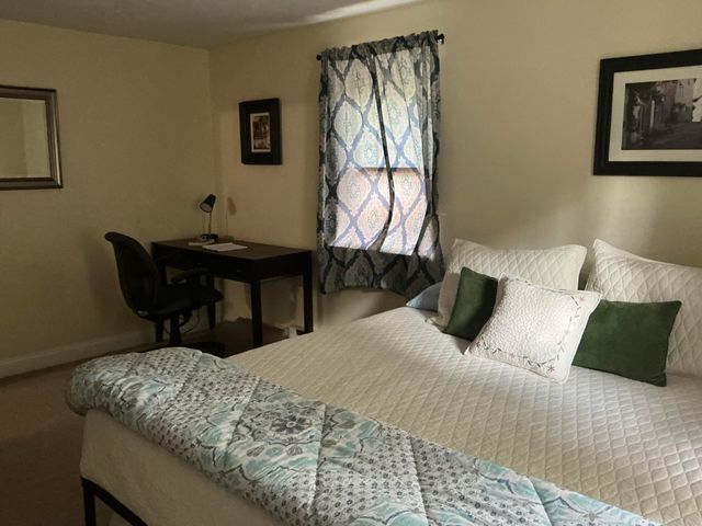 70 Cape Drive APT 1D, Mashpee, MA 02649