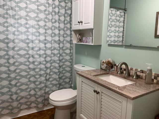 70 Cape Drive APT 1D, Mashpee, MA 02649