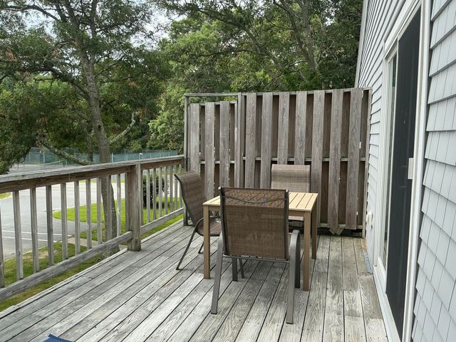 70 Cape Drive APT 1D, Mashpee, MA 02649