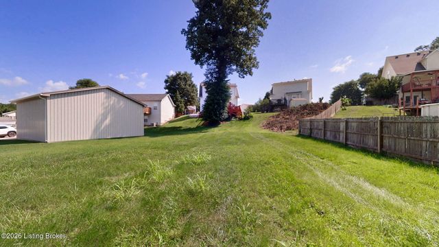 6815 Currington Cir, Louisville, KY 40258