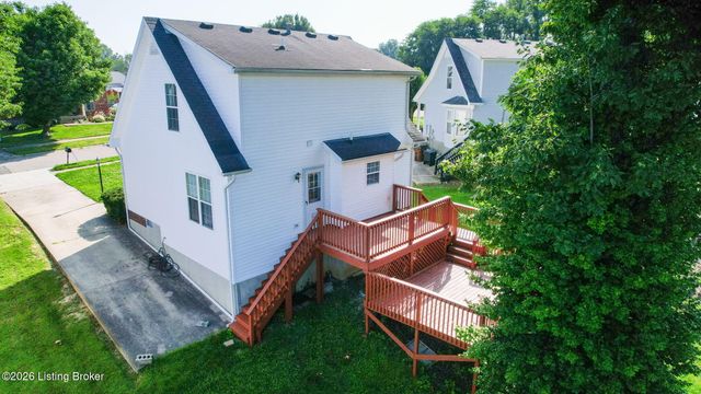 6815 Currington Cir, Louisville, KY 40258