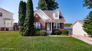 6815 Currington Cir, Louisville, KY 40258