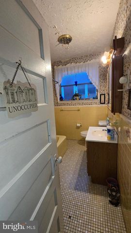 5237 WEBSTER ST, Philadelphia, PA 19143