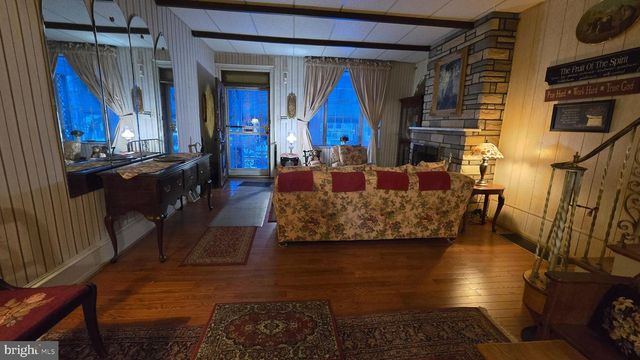 5237 WEBSTER ST, Philadelphia, PA 19143