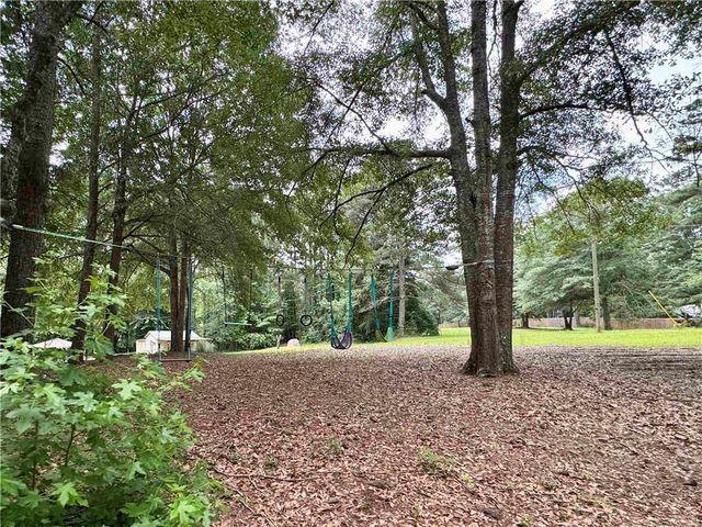 90 Howard Road, Senoia, GA 30276