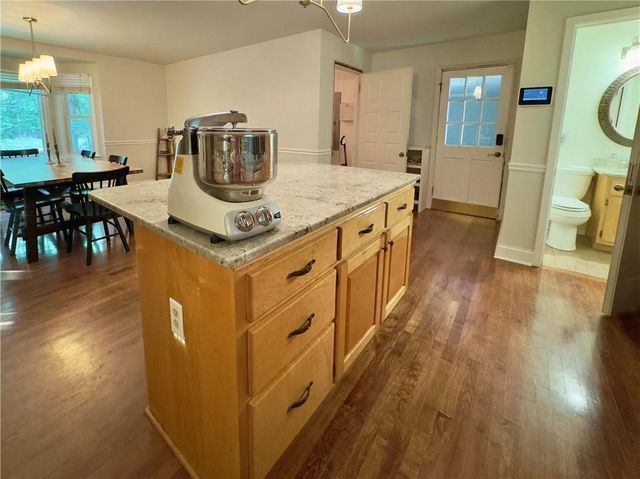 90 Howard Road, Senoia, GA 30276