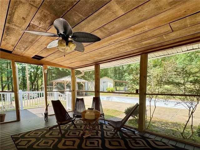 90 Howard Road, Senoia, GA 30276