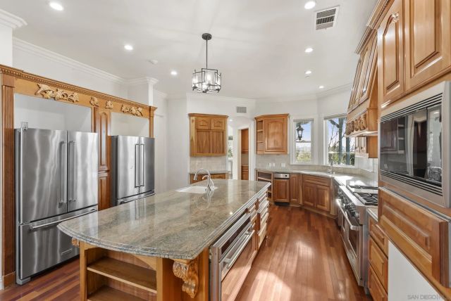 39650 Patagonia Court, Temecula, CA 92591
