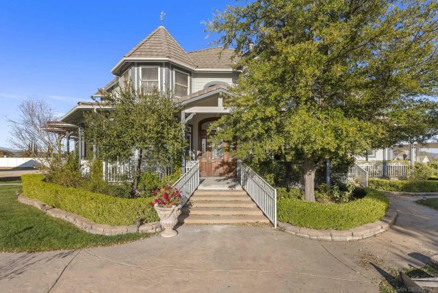 39650 Patagonia Court, Temecula, CA 92591