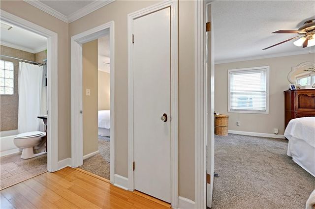2525 W 79th Street, Prairie Village, KS 66208