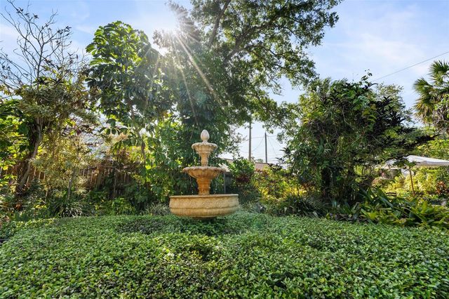 762 23RD AVENUE N, St Petersburg, FL 33704