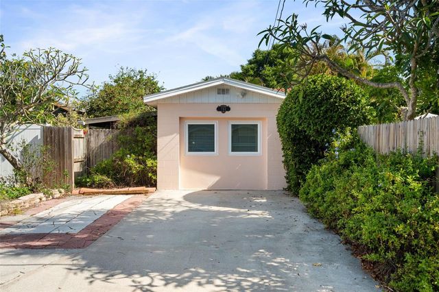 762 23RD AVENUE N, St Petersburg, FL 33704