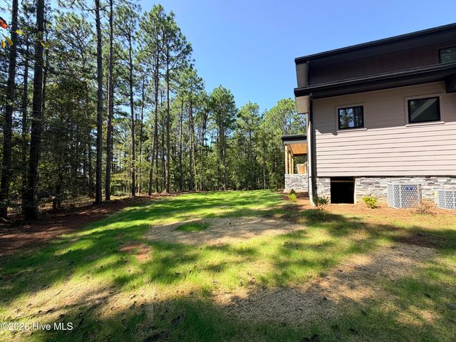 239 Hill Road, Southern Pines, NC 28387